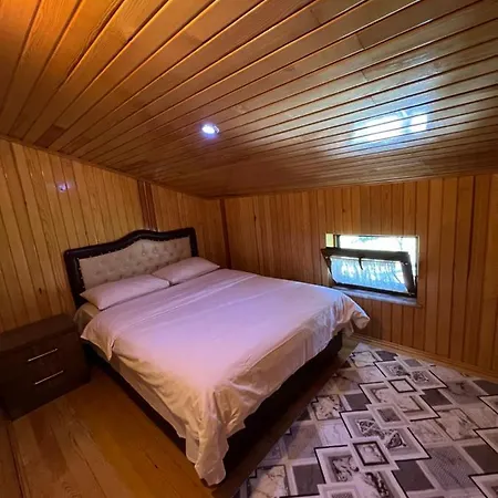 Zeren Aparthotel Kamalac
